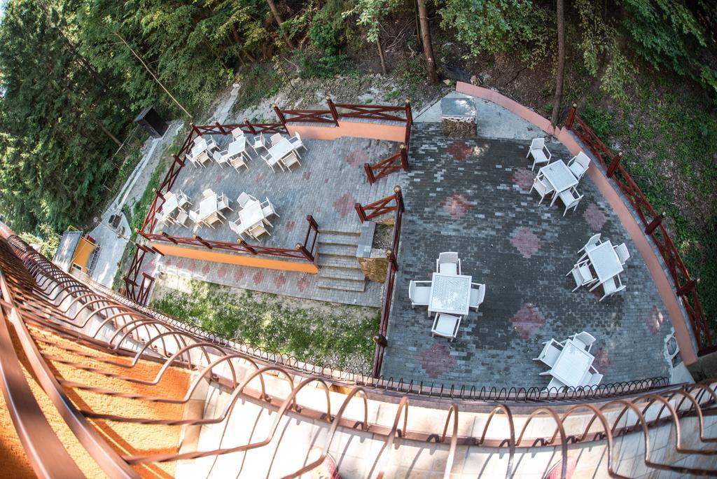 Hotel Trei Brazi Băile Olăneşti Exterior foto
